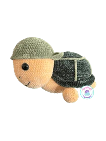 צב סרוג עם כובע